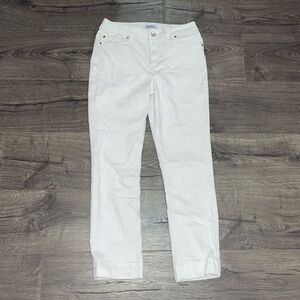 White cropped cuffed white chino Djeans